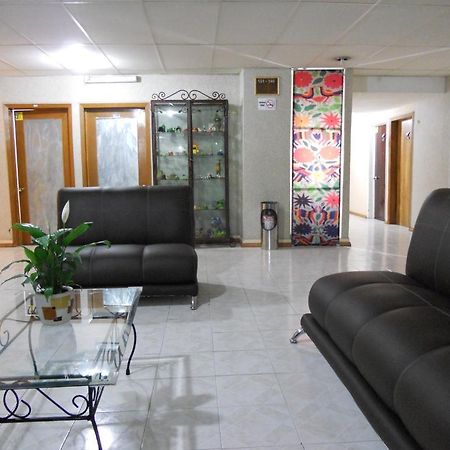 Hotel Plaza El Dorado Pachuca Экстерьер фото