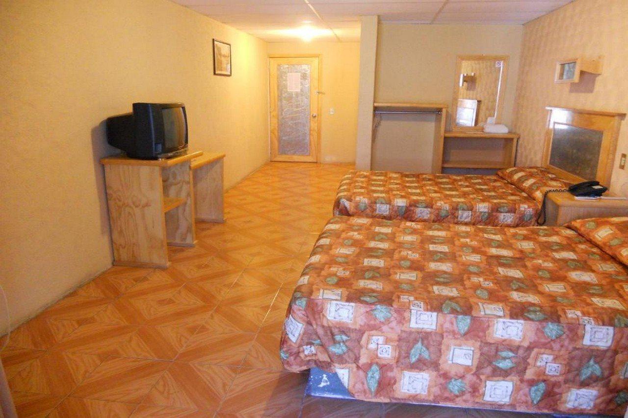 Hotel Plaza El Dorado Pachuca Экстерьер фото