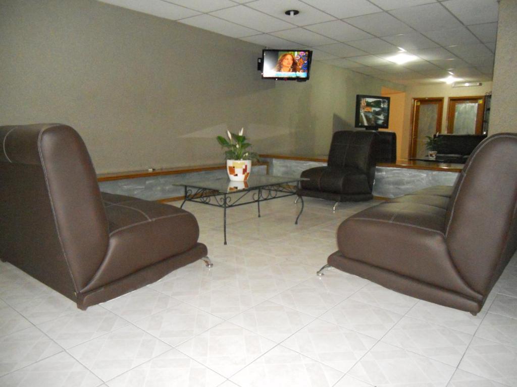 Hotel Plaza El Dorado Pachuca Экстерьер фото