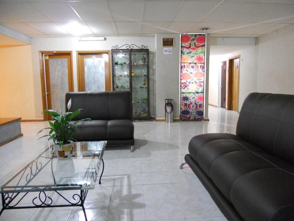 Hotel Plaza El Dorado Pachuca Экстерьер фото